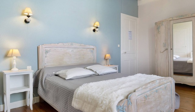 Guest Room “Chambre Bleue” with Mountain View, Shared Terrace, and Wi-Fi