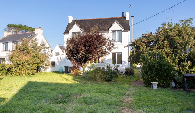 Holiday Home 'Aimée Familiale 150m Plage' with Private Garden and Wi-Fi