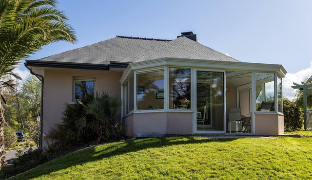Holiday Home “Gîte Pors Mabo” with Private Terrace, Garden & Wi-Fi