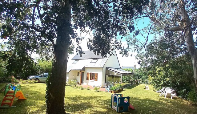 Holiday Home 'Le Nid d'Émeraude' with Private Terrace, Private Garden and Wi-Fi
