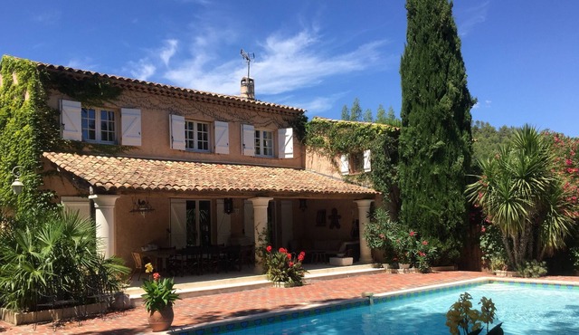 Holiday rental in Provence for 8 people