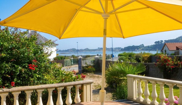 Homerez - Charming House in Plougasnou + Sea View