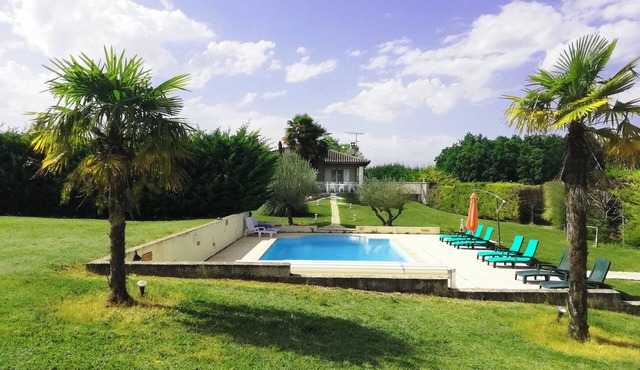 House bernadas on "paradise-location-maison.com"