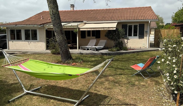 House with garden in a quiet area of ​Audenge