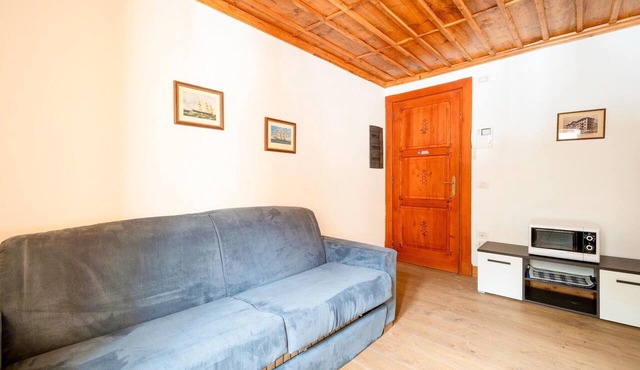 In the historic building, con aria condizionata