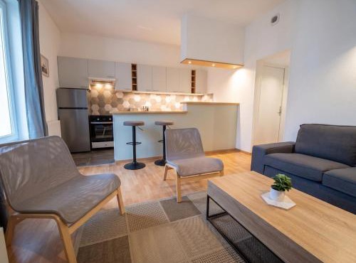 Jacquart, Close to downtown, Free private parking