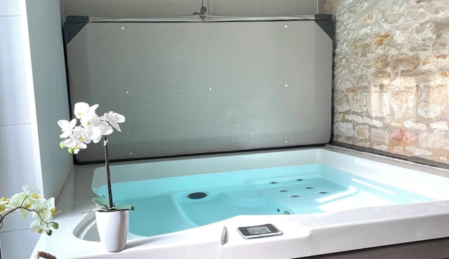 Jacuzzi - sauna - wellness - bed and breakfast - wine route