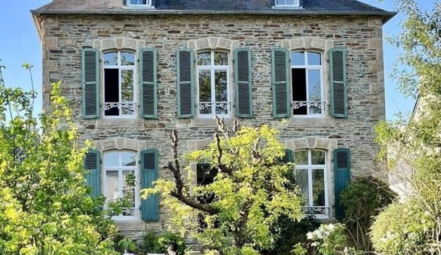 La Belle aux Volets Verts - Elegant house