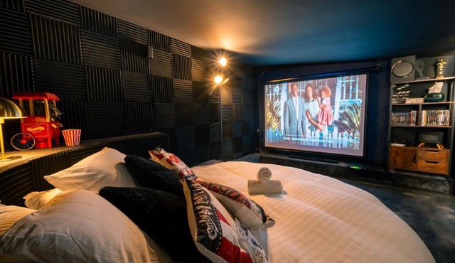 La Loge Votre studio cinéma en bord de rance