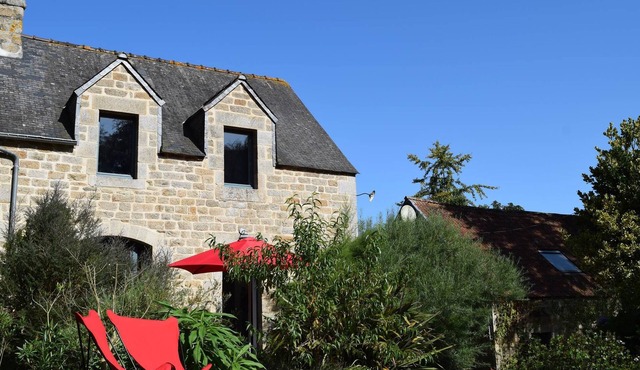 La Métairie du Manoir (eco-lodge for 2–4 people)