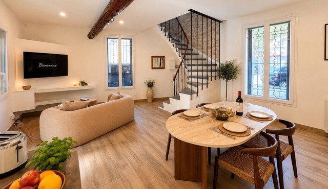 La Romaine, 2 guests, city centre, king-size bed