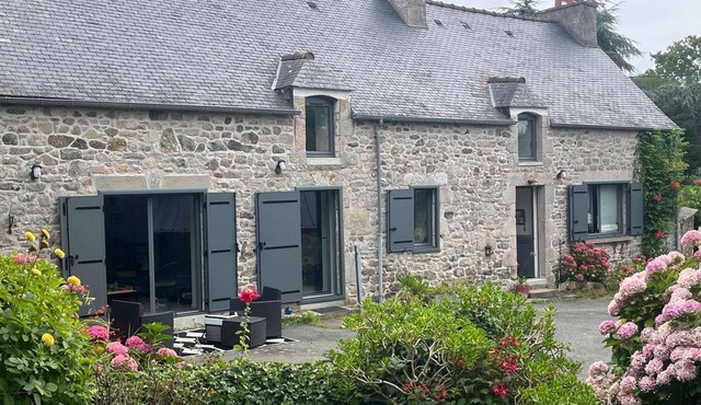 Large family house in Plévenon | 9 guests | Ref 351
