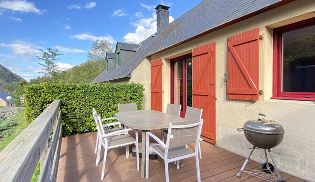 Le 102. Chalet 3 chambres. Terrasse. Parking. wifi