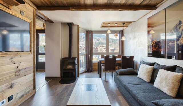 Le Nid d`Aigle · Modern 4 people apart | Next to Ski lift Prarion