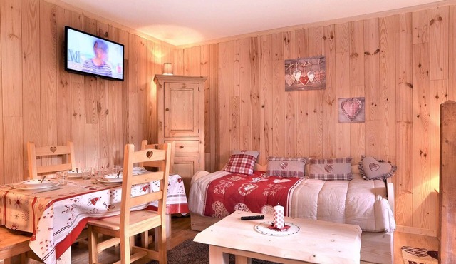 Les Chalets d'Aurouze - Cozy Duplex for 4 at La Joue du Loup