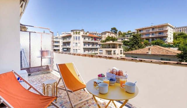 Lion Apt - Near City Center - Terrace, Nice, France