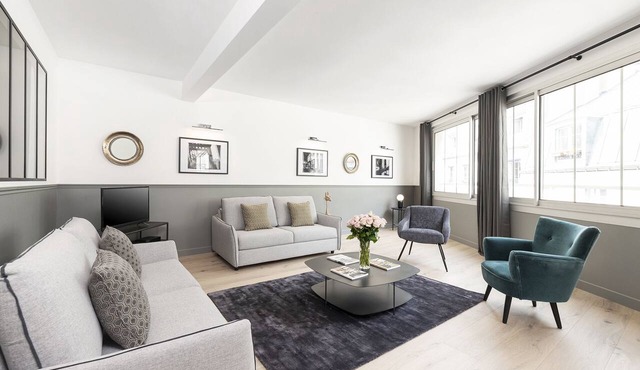 LivinParis | Luxury AC 3 Bedrooms Le Marais III