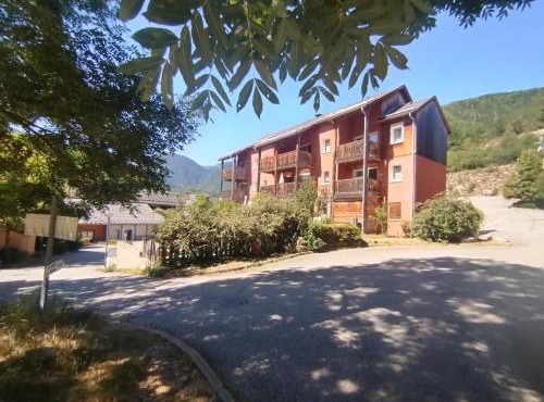 location Ax les Thermes