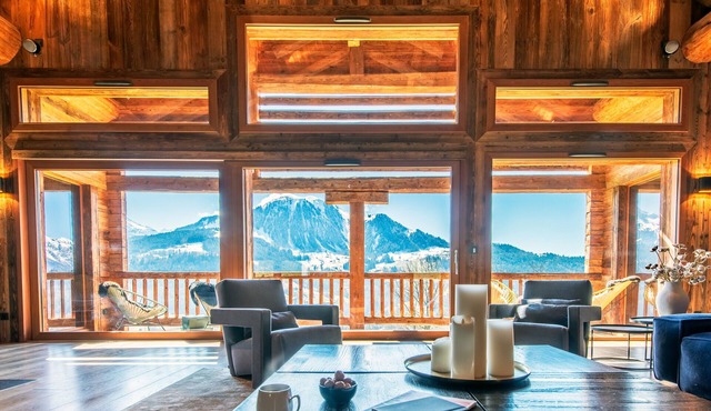 Lodge Les Murailles | 800 m² of Private Alpine Living