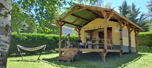 Lodge Safari tent