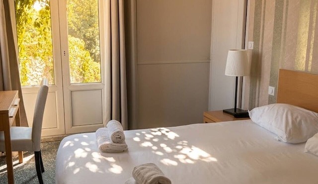 Logis Hôtel du Château - Combourg, Proche Saint-Malo