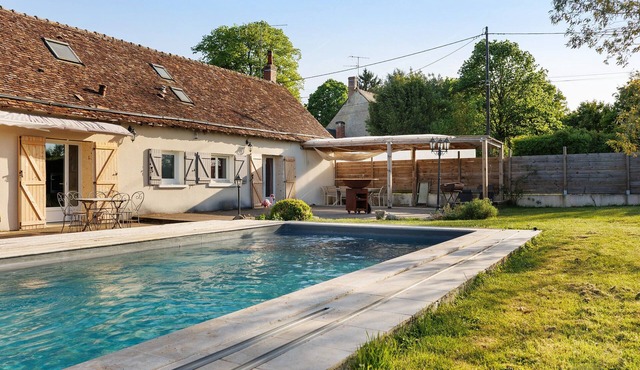 Longère Pierre de Ronsard: Charming Country House Near Loire Castles
