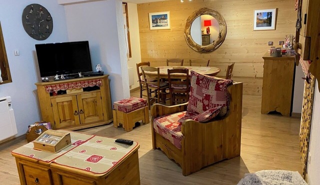 Loue Spacieux Appartement Équipé Montagne Dans la Station le Sauze/Super Sauze