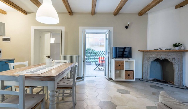 Lovely apartment for 4 people with WIFI, TV, terrace and pets allowed
