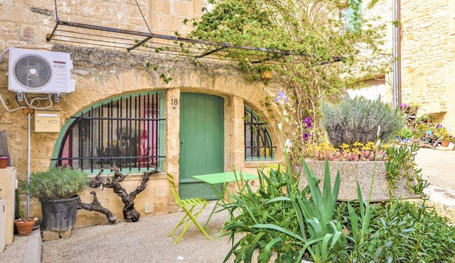 Lovely apartment in Remoulins with WiFi