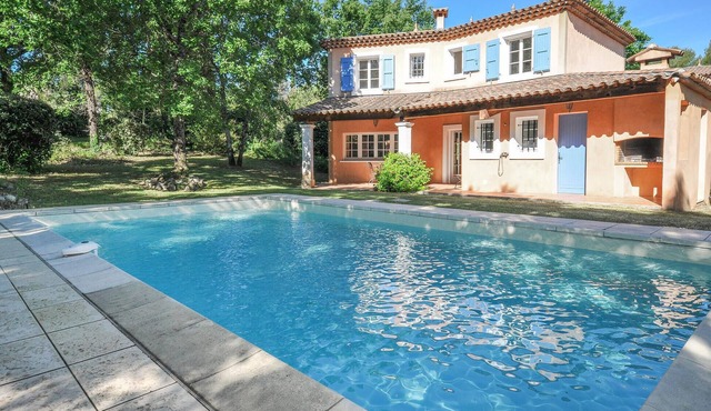 Lovely home in Fayence