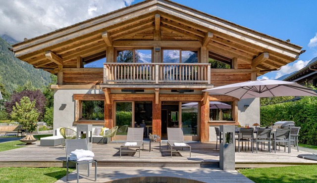 Luxurious Chalet in the Centre of Chamonix