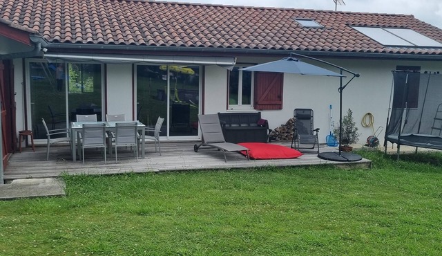 Maison Chaleureuse Avec Piscine Entre Montagne ET MER