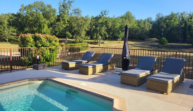 Maison provençale 7 persons swimming pool absolute calm ideal family