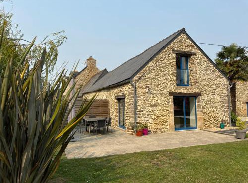 Maison Onze - Havre de Paix Spacieux au Calme