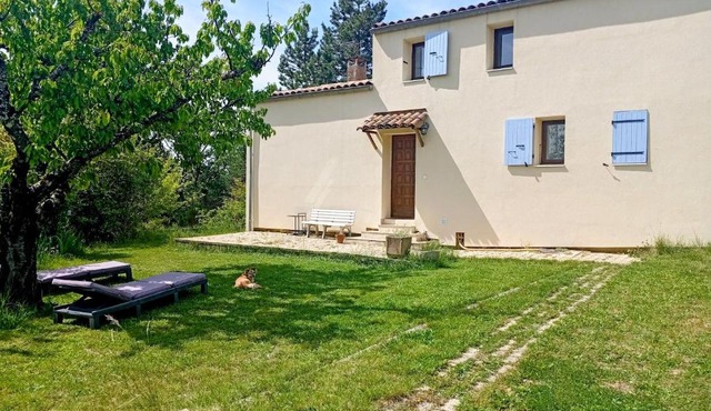 Maison provençale au calme entre Verdon et Luberon