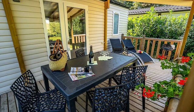 Mobile Home - 2 bedrooms, sleeps 4
