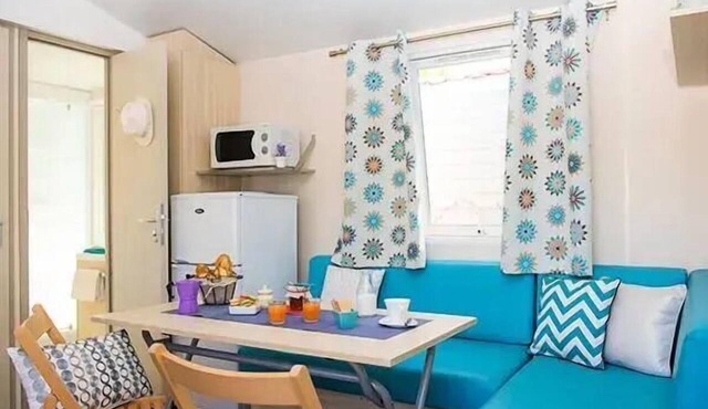 Mobile Home | Classic | 2 Bedrooms | Sleeps 4–6 | Small Terrace | TV