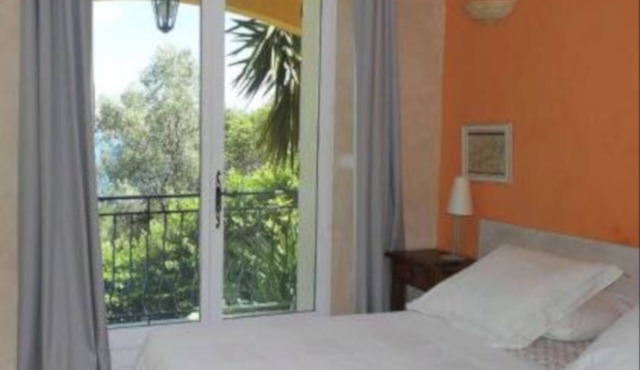 MONACO COSY COTTAGE APARTMENT