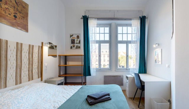 Mondon 3 Arcades – 3 Bedrooms, 2 Showers, Up to 8 G