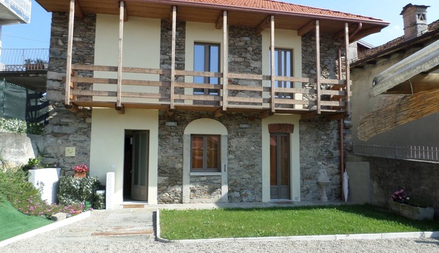 Mottarone HOUSE Little Stone House