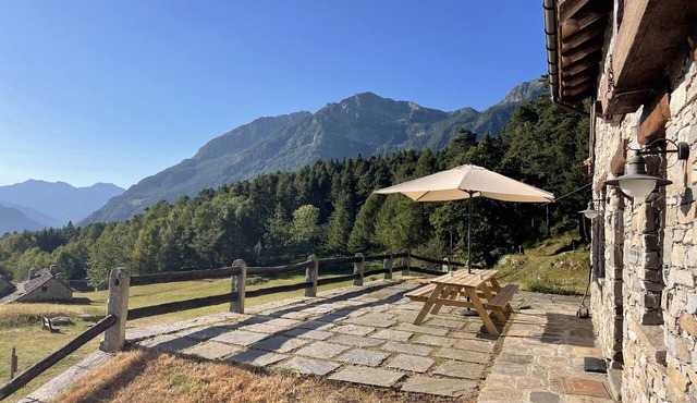 Mountain Hut 'la Fraccia' in pristine Alpine setting
