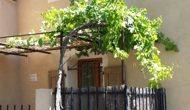 MOUSTIERS-STE-MARIE 3 * VILLAGE HOUSE WITH TERRACE AND GARAGE