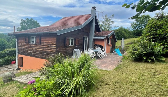 Nature chalet on 8000m2 of totally quiet land in Coinchimont