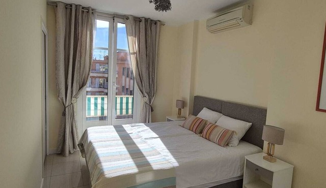 New ! Breathtaking views of castle hill and the mediterranean sea