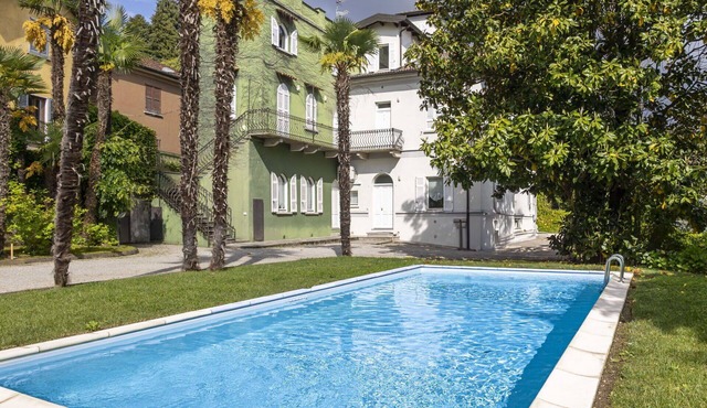 Nice apartment for 4 guests with A/C, pool and TV
