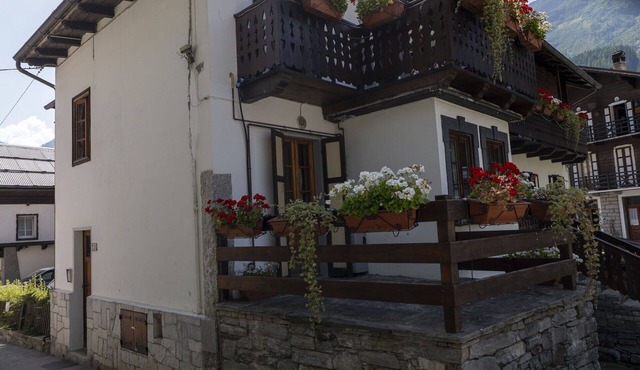 Nice apartment for 6 guests with WIFI, TV, balcony, pets allowed and panoramic view