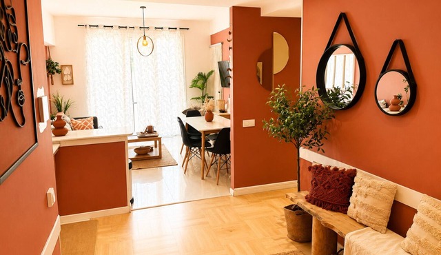 Nice Garibaldi 3BR Apartment - Old Town, AC, Walk Everywhere