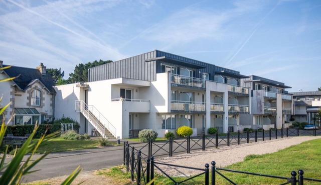 Odalys Domaine des Roches Jaunes by Interhome
