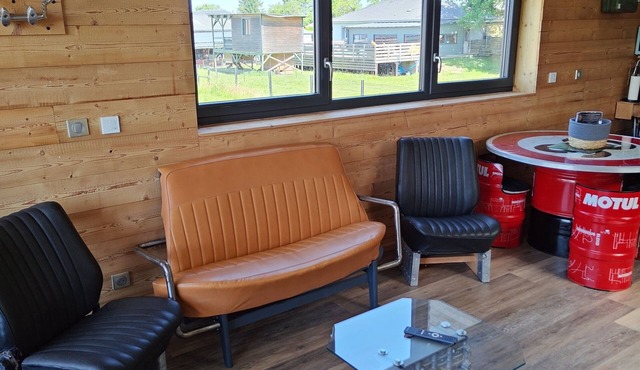 "Old Cars and Motorcycles" SPA Guesthouse