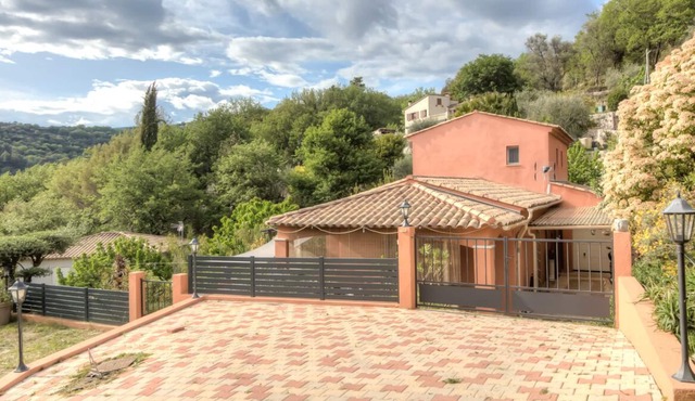 Peaceful Provençal villa with swimming pool near Nice - Alpes-Maritimes